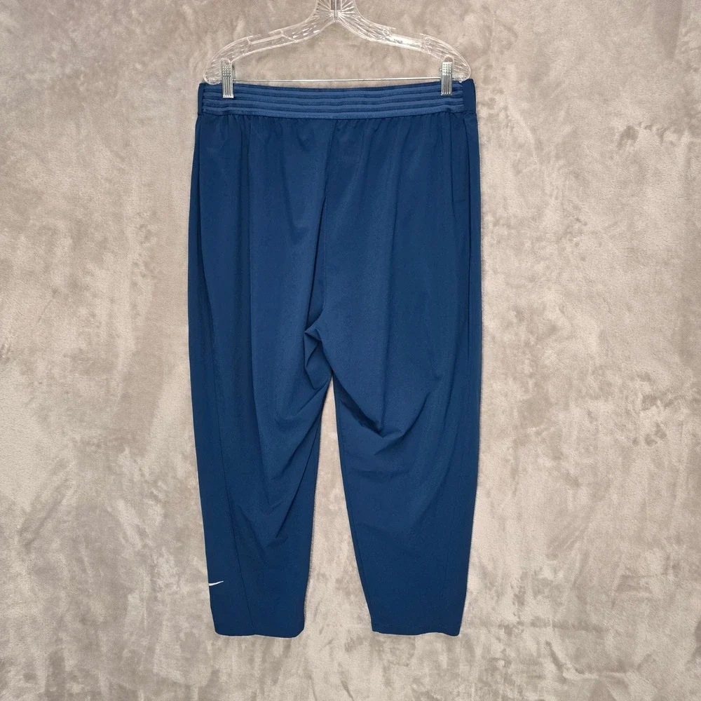 Nike Essential Pants Women 1X Blue Dri-Fit Cropped Tapered Athleisure Gym Light